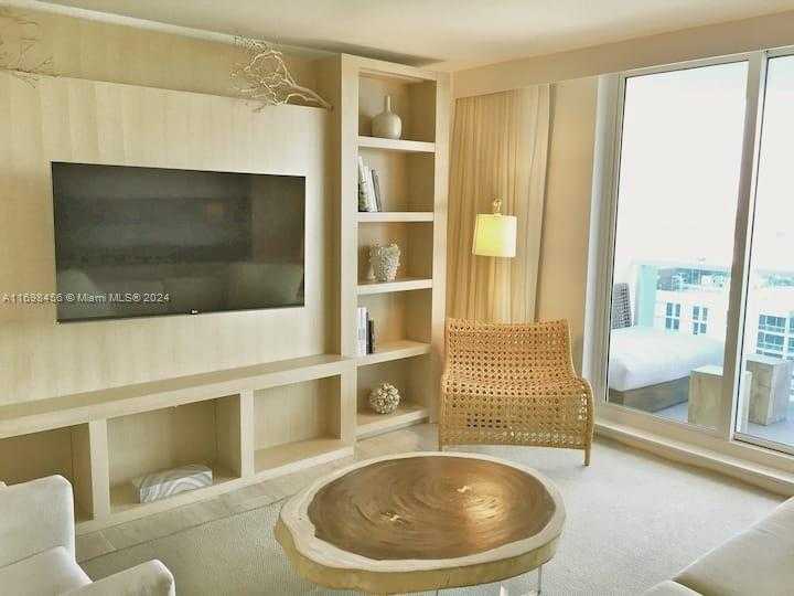 Small Image of 102 24TH ST #1421, Miami Beach Number 17