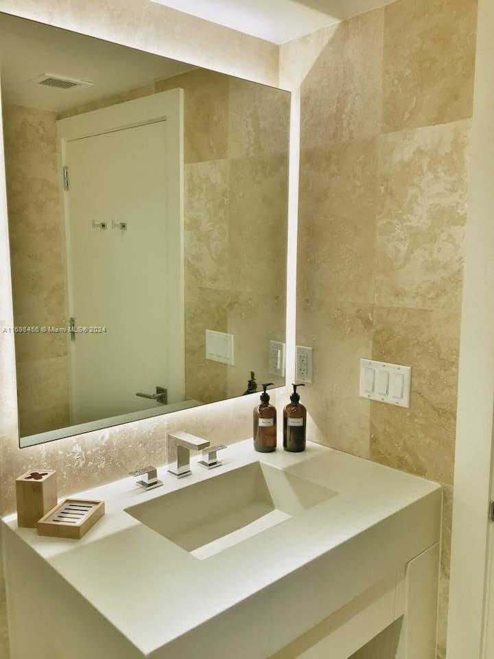 Small Image of 102 24TH ST #1421, Miami Beach Number 33