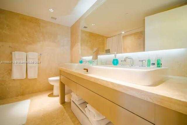 Small Image of 102 24TH ST #1021, Miami Beach Number 10