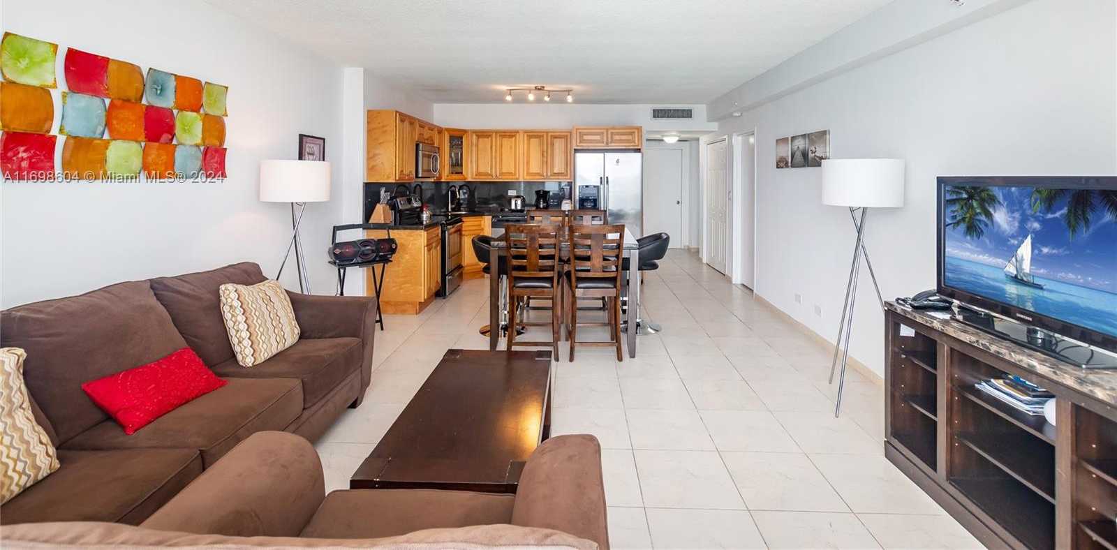 Small Image of 5601 COLLINS AVE #1710, Miami Beach Number 13