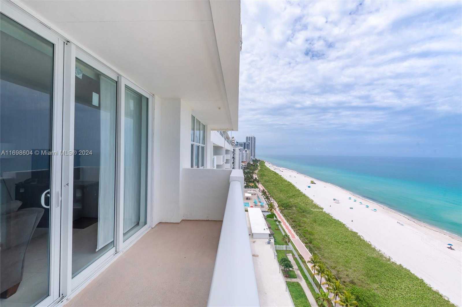 Small Image of 5601 COLLINS AVE #1710, Miami Beach Number 17