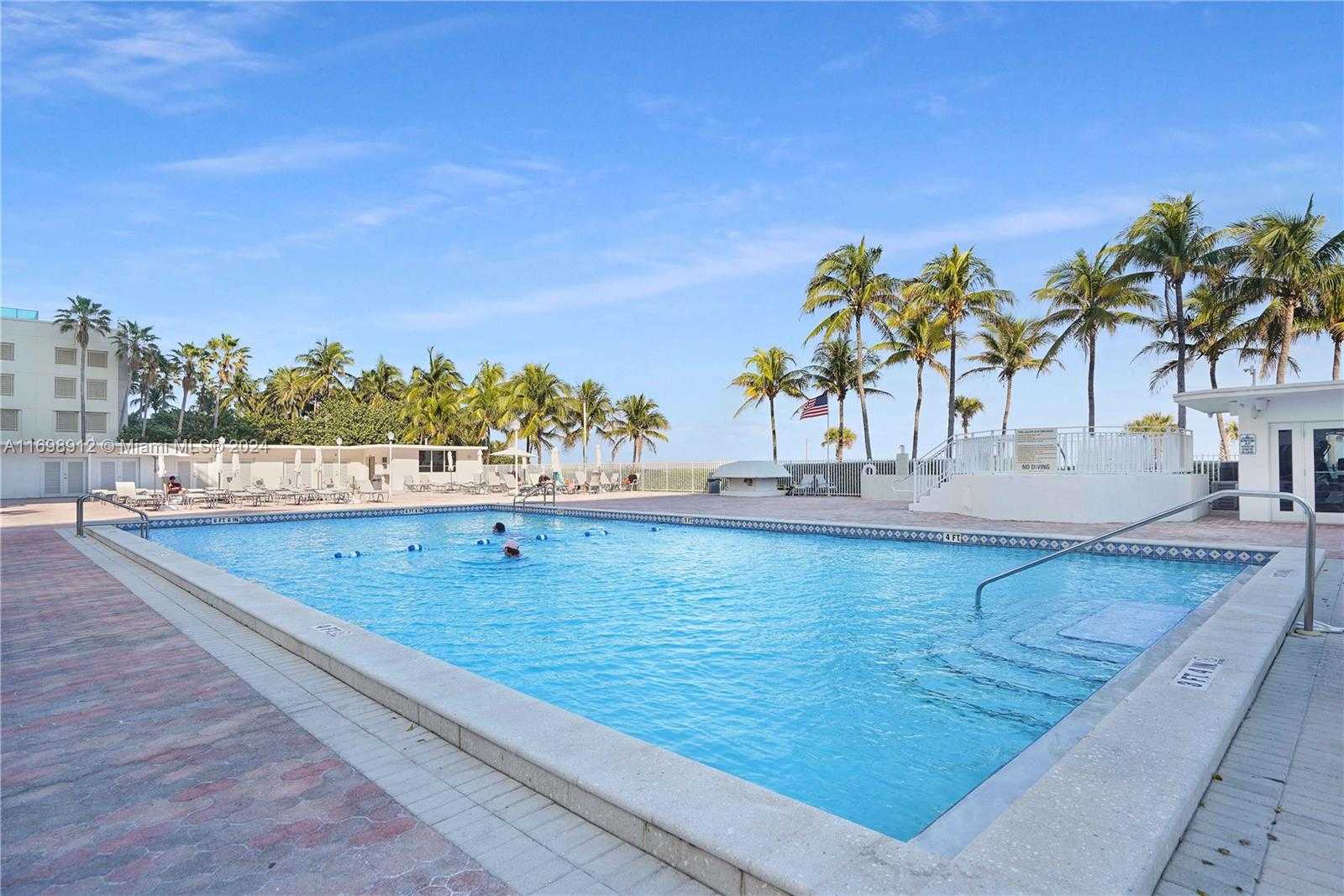 Small Image of 5005 COLLINS AVE #714, Miami Beach Number 25
