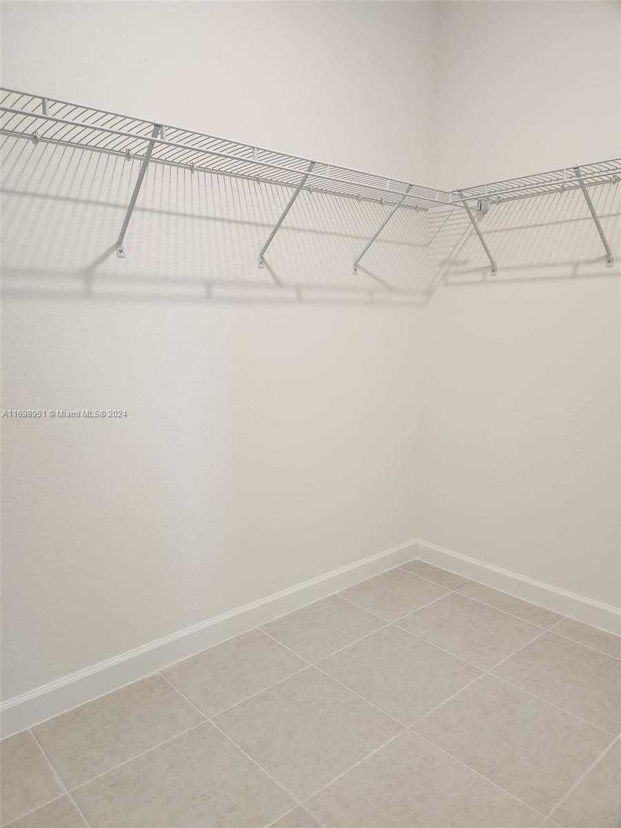 Small Image of 18669 SOUTH WEST 136 AVE #1, Miami Number 28