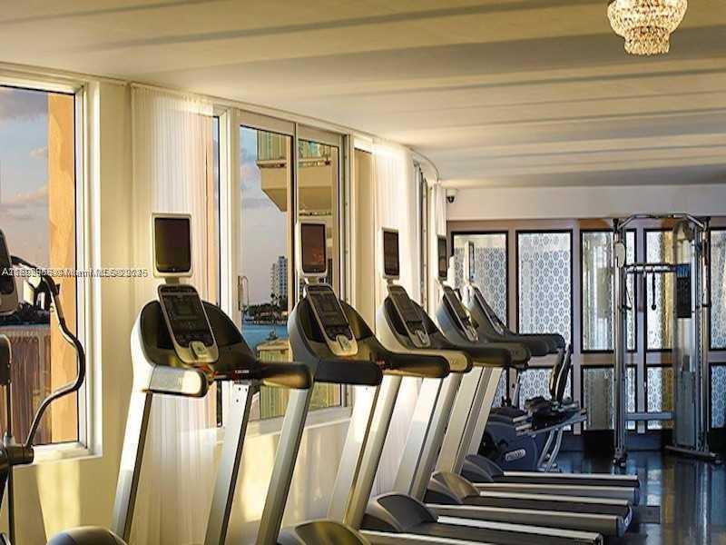 Small Image of 1100 WEST AVE #1401, Miami Beach Number 26