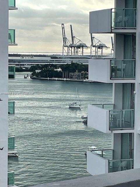 Small Image of 1100 WEST AVE #1401, Miami Beach Number 40