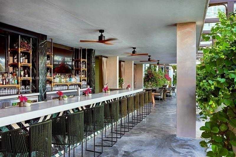Small Image of 1100 WEST AVE #1401, Miami Beach Number 49
