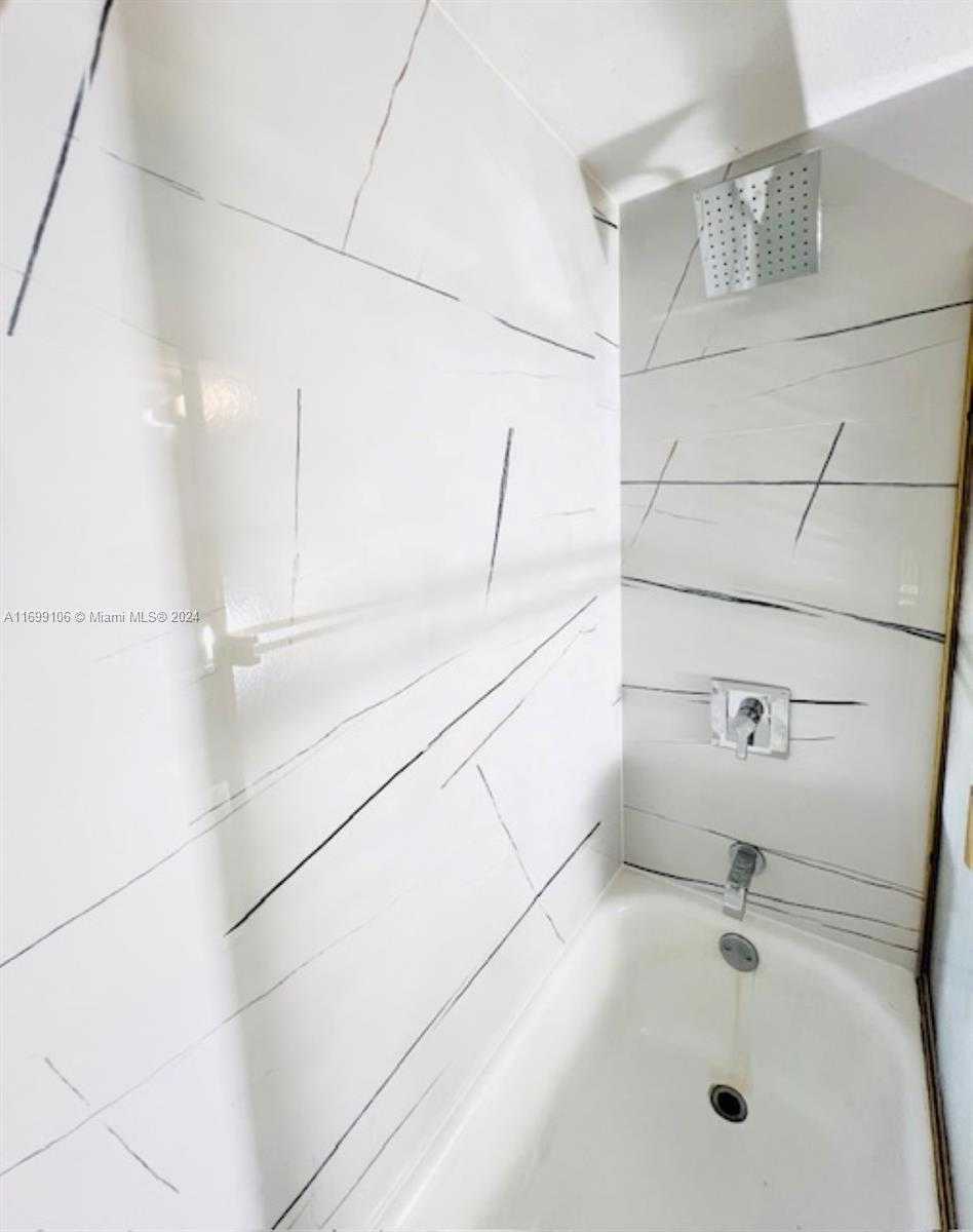 Small Image of 410 SOUTH EAST 2ND ST #210, Hallandale Beach Number 9