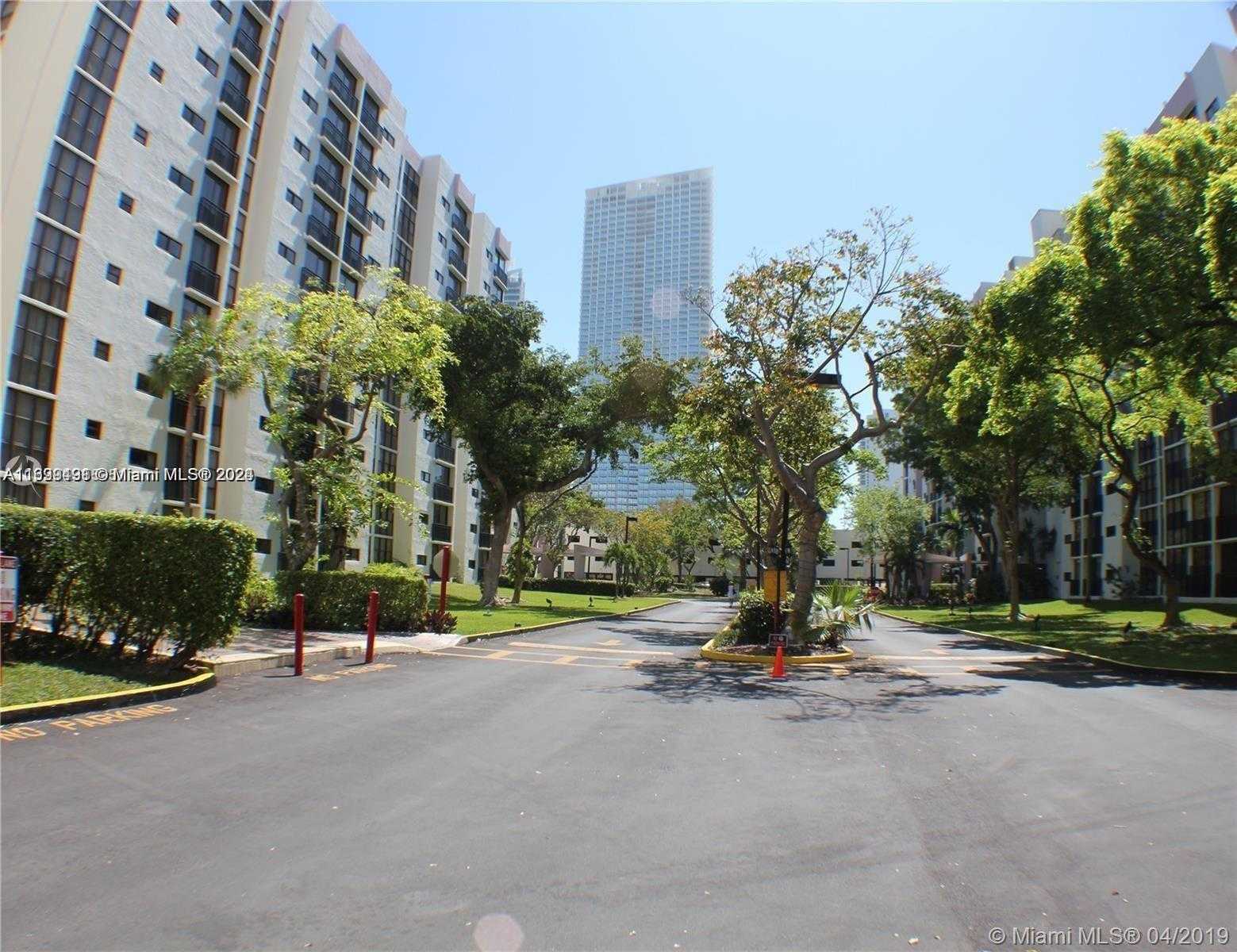 Small Image of 17021 NORTH BAY RD #105, Sunny Isles Beach Number 9