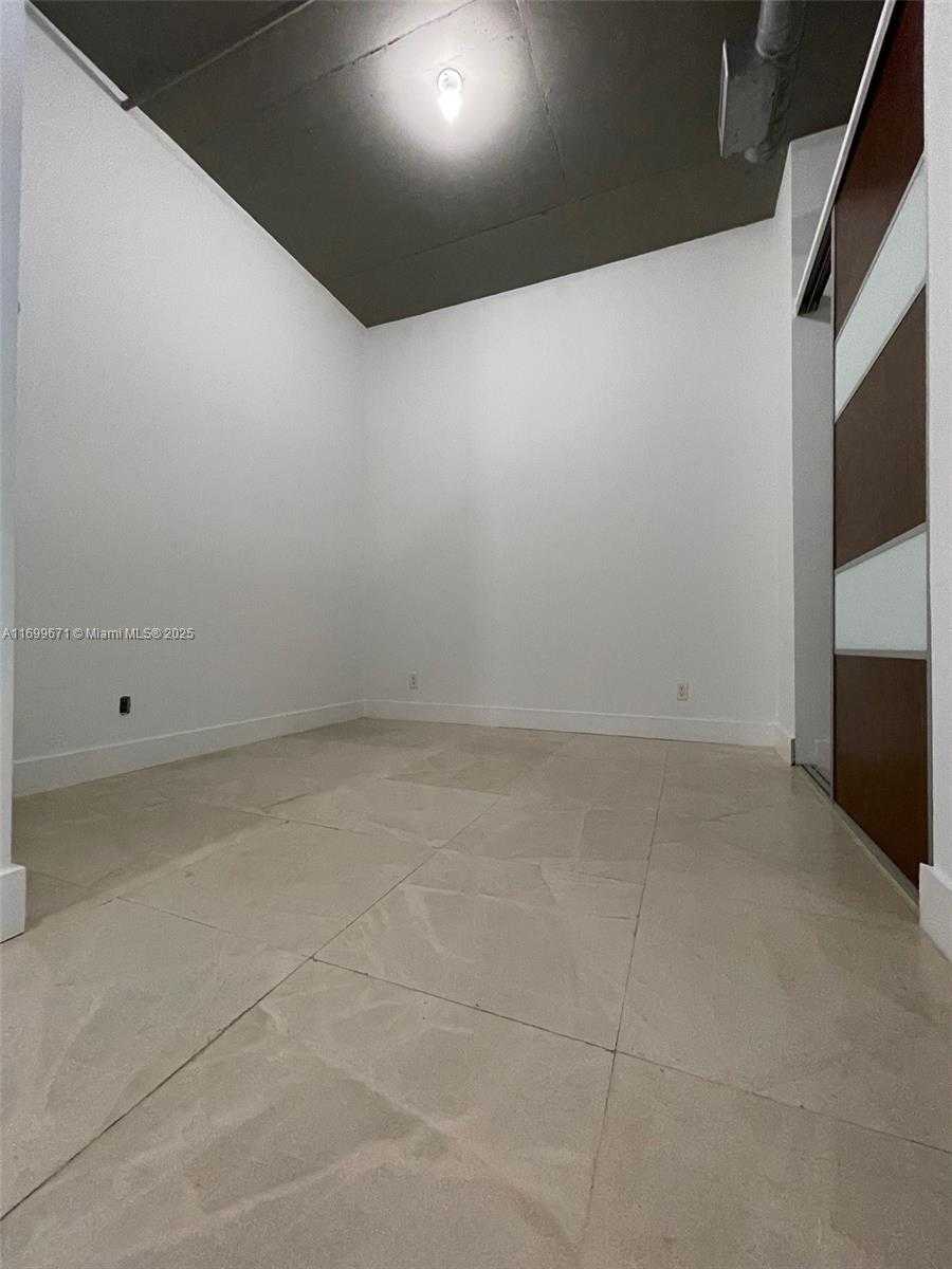 Small Image of 3029 NORTH EAST 188 ST #802, Aventura Number 10