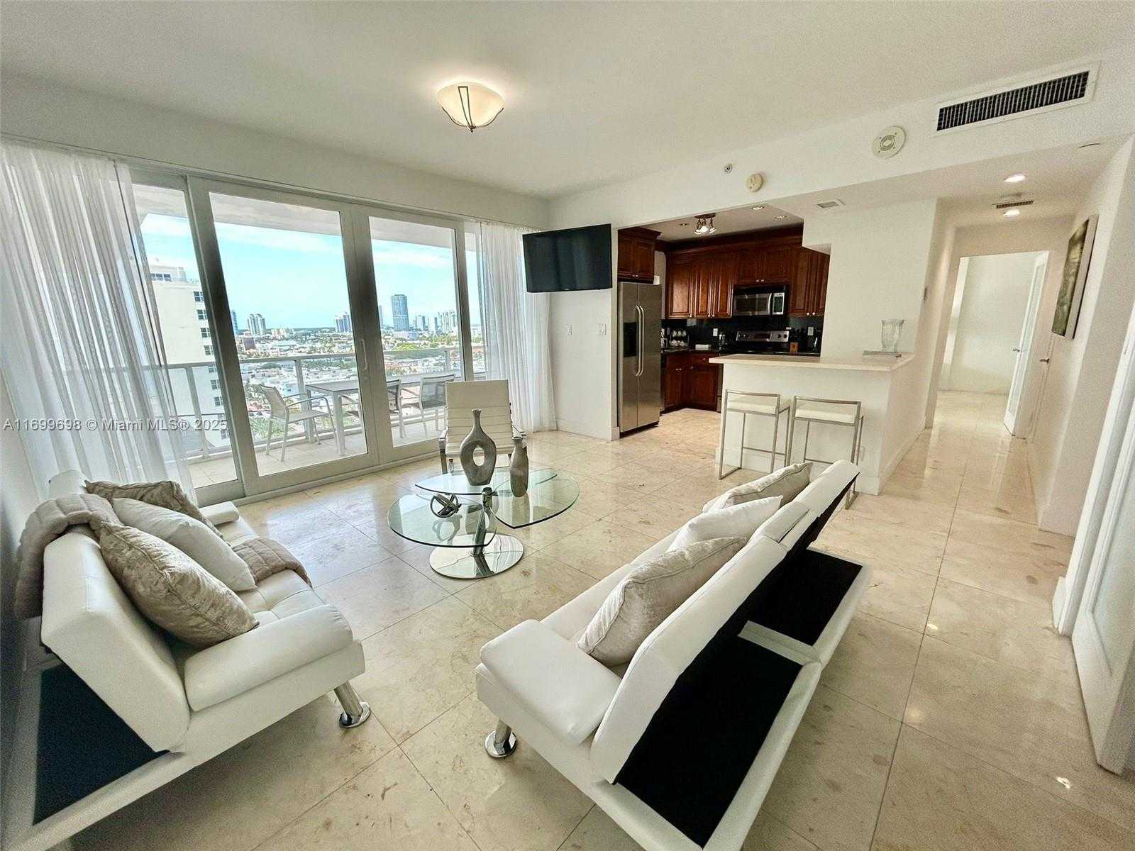 Small Image of 100 LINCOLN RD #PH14, Miami Beach Number 4