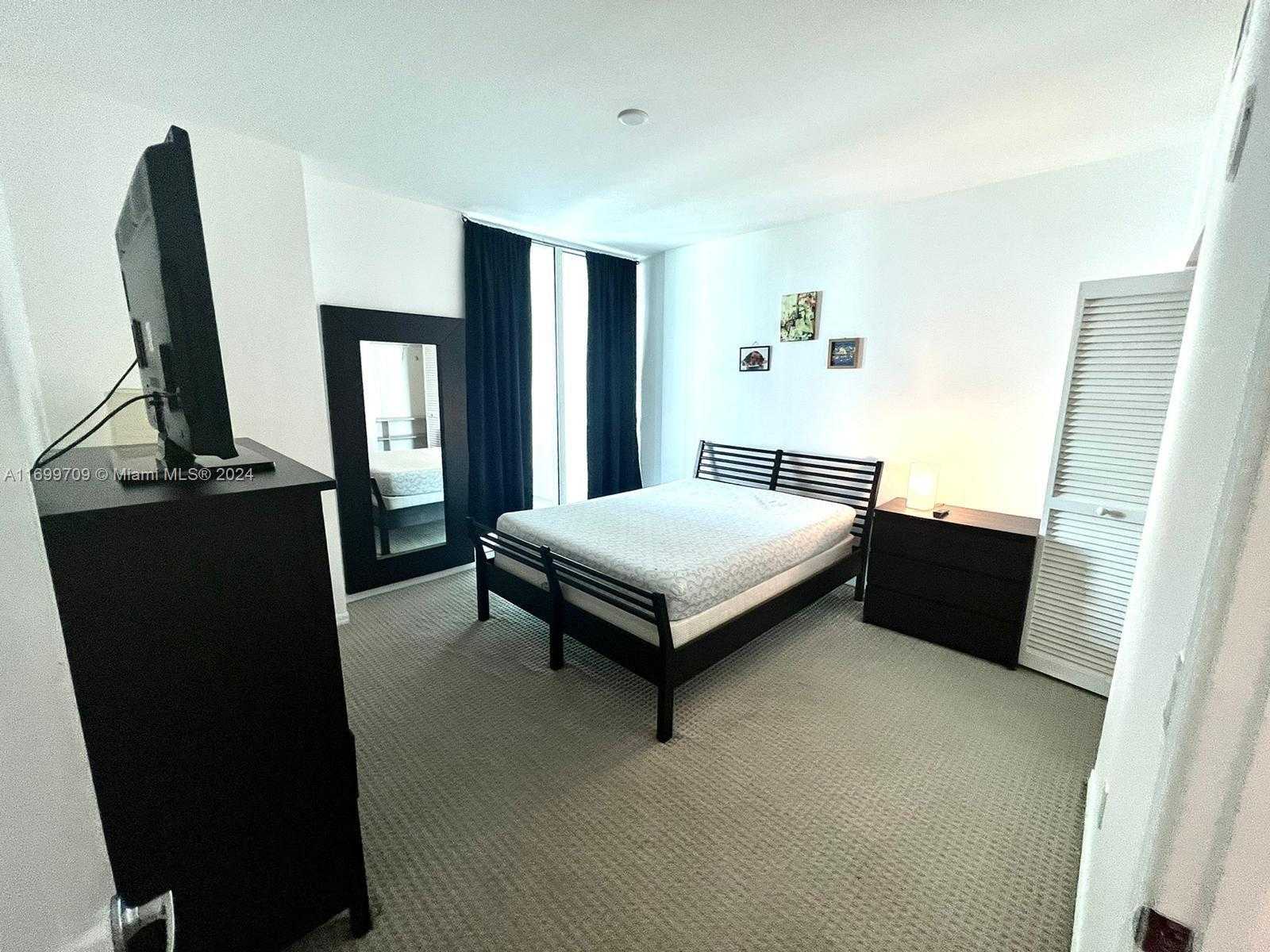 Small Image of 951 BRICKELL AVE #709, Miami Number 10