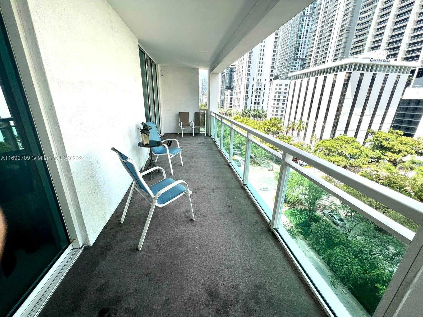Small Image of 951 BRICKELL AVE #709, Miami Number 15