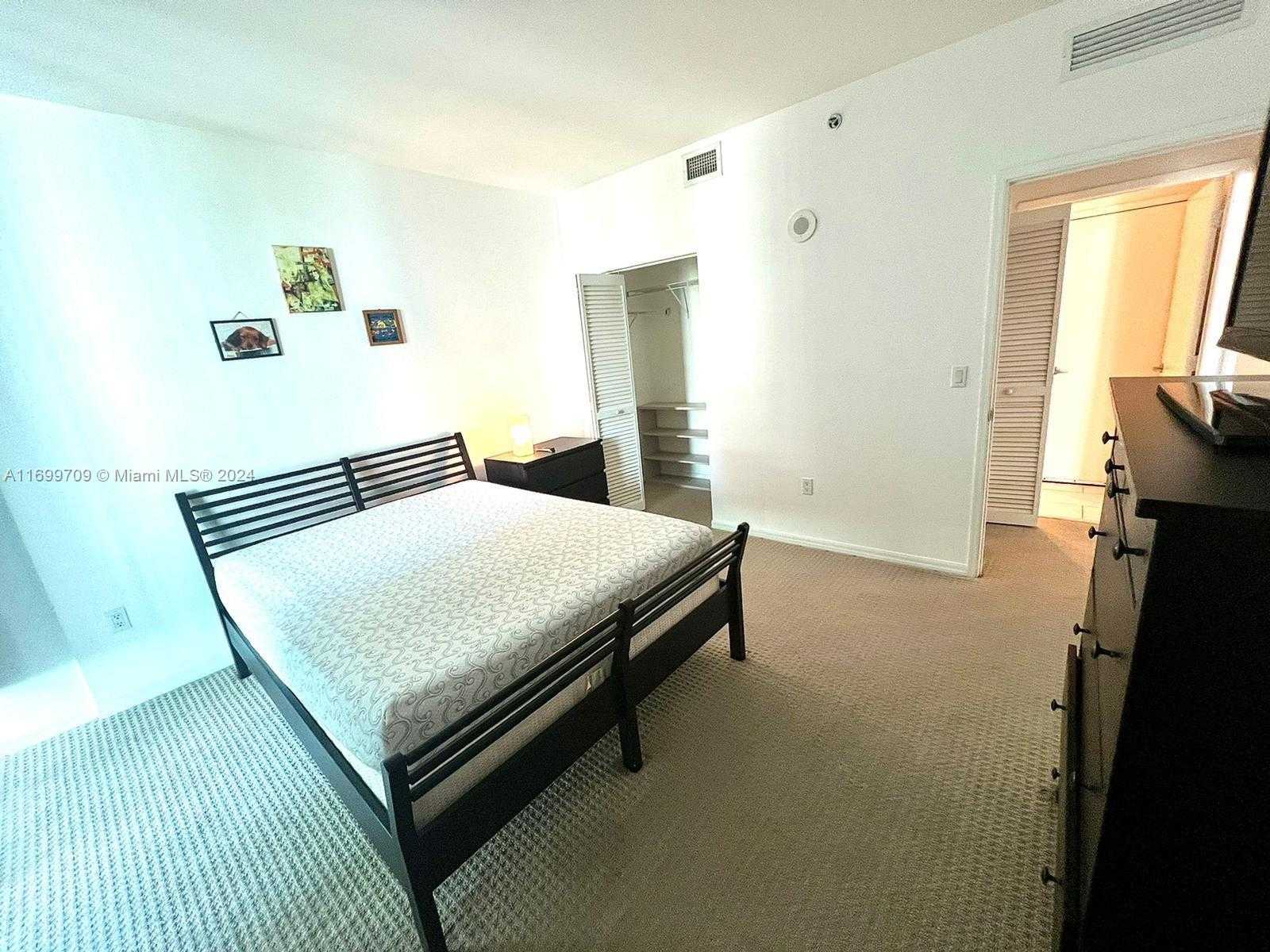 Small Image of 951 BRICKELL AVE #709, Miami Number 9