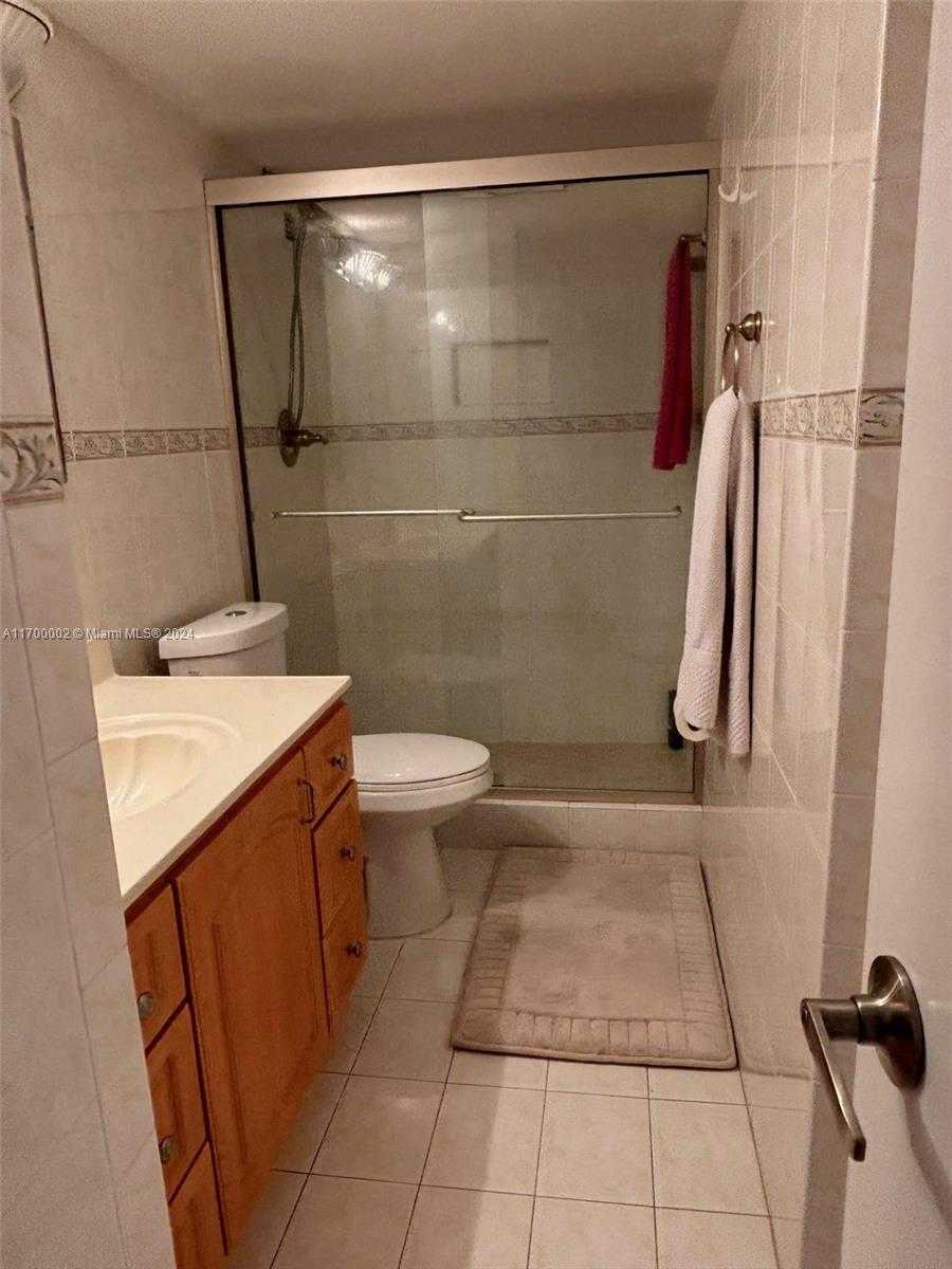 Small Image of 2030 SOUTH OCEAN DR #221, Hallandale Beach Number 6