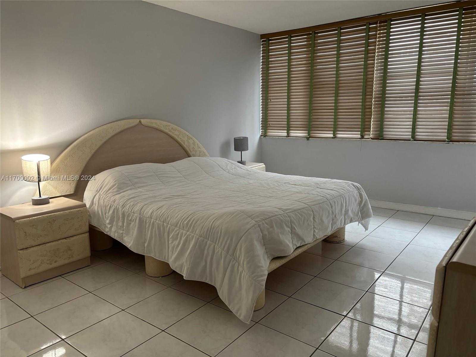 Small Image of 2030 SOUTH OCEAN DR #221, Hallandale Beach Number 7