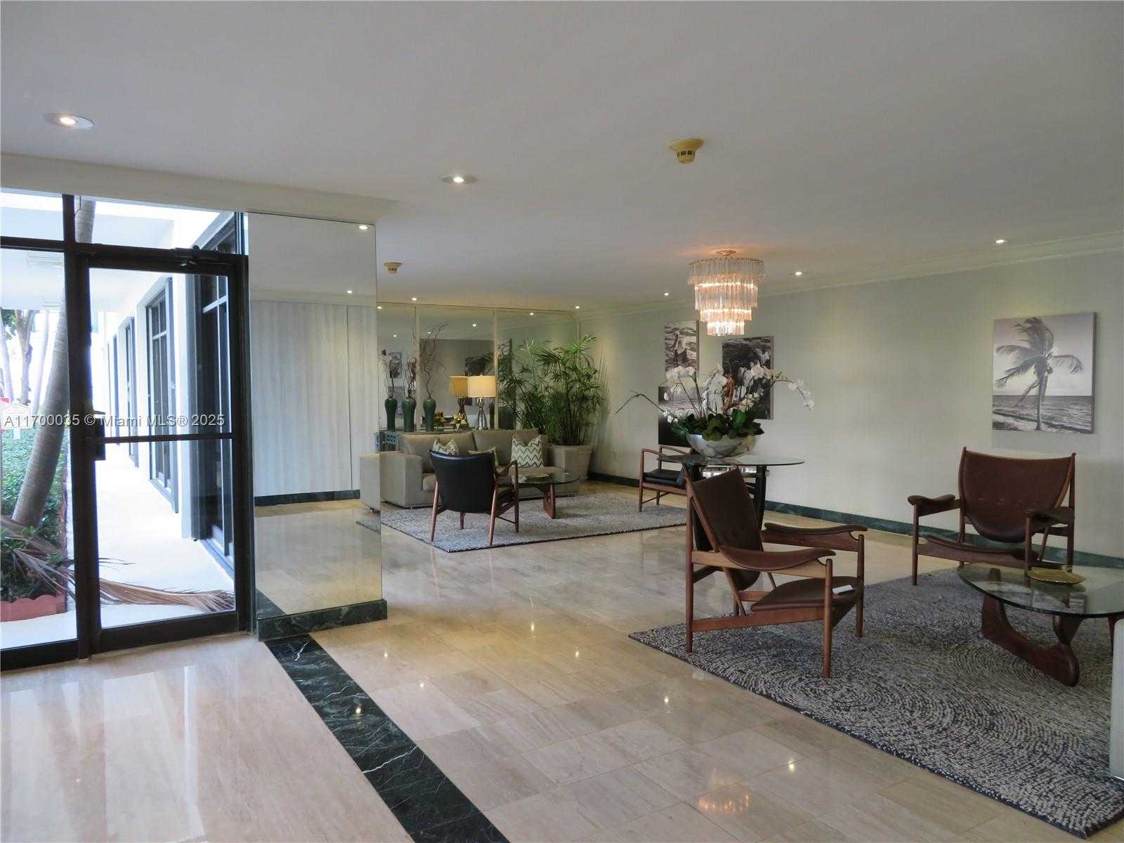 Small Image of 1408 BRICKELL BAY DR #1002, Miami Number 16