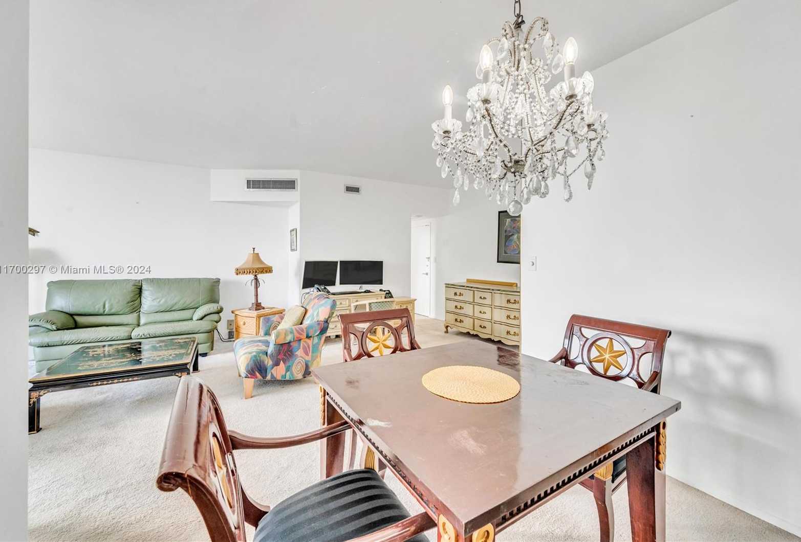 Small Image of 4747 COLLINS AVE #411, Miami Beach Number 11