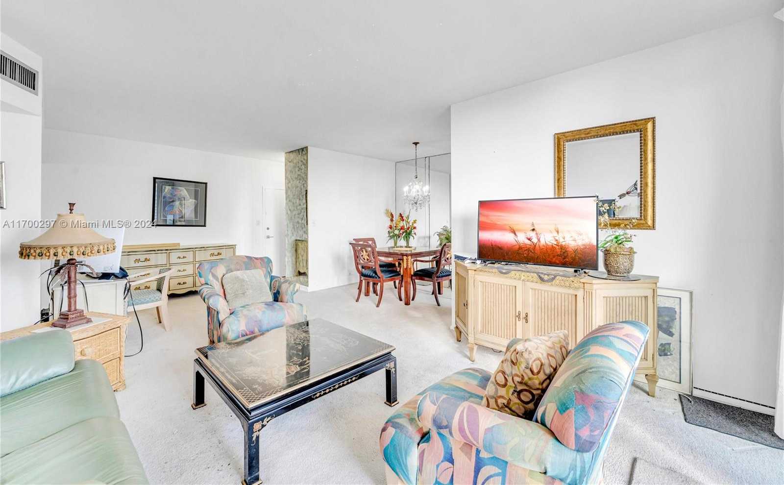 Small Image of 4747 COLLINS AVE #411, Miami Beach Number 18