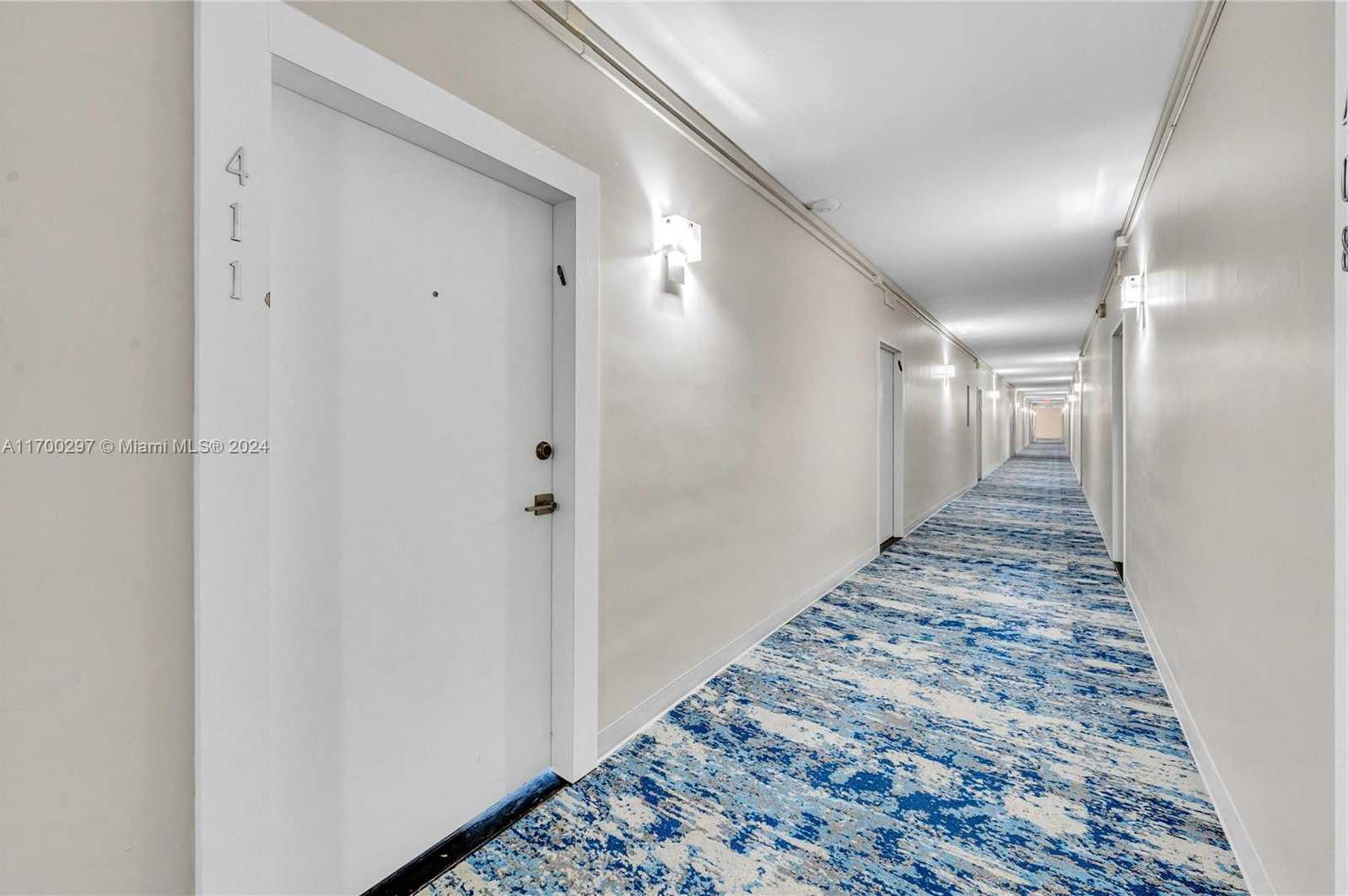 Small Image of 4747 COLLINS AVE #411, Miami Beach Number 28