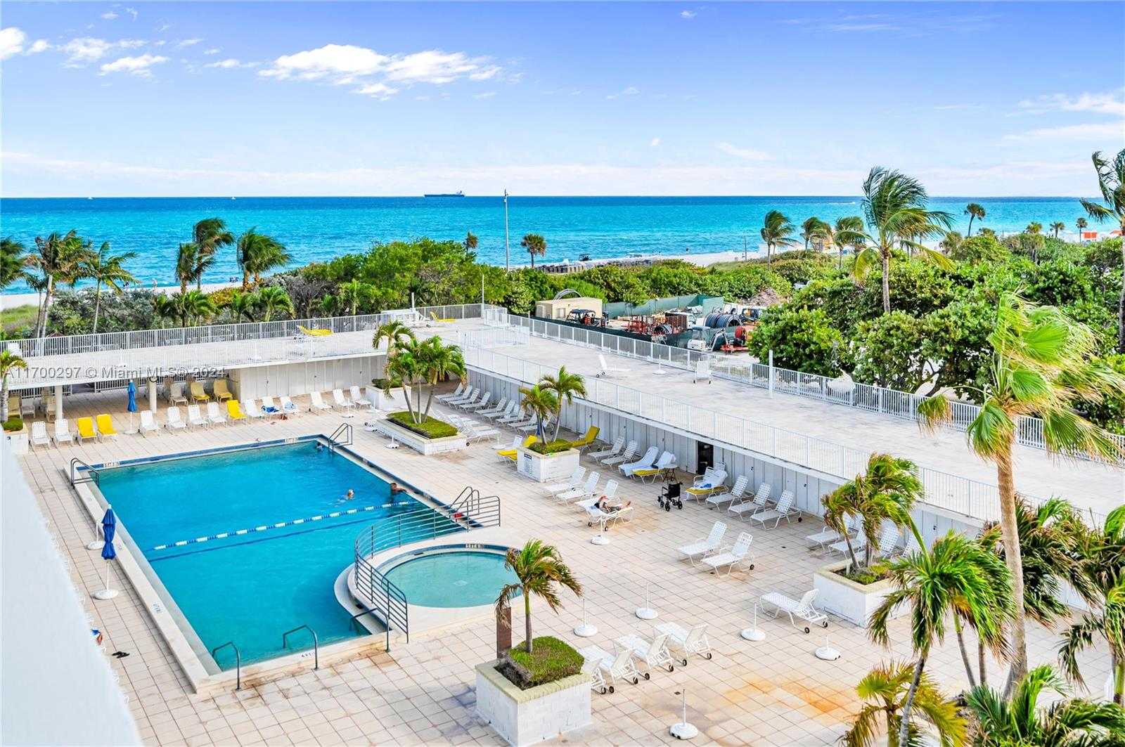 Small Image of 4747 COLLINS AVE #411, Miami Beach Number 41