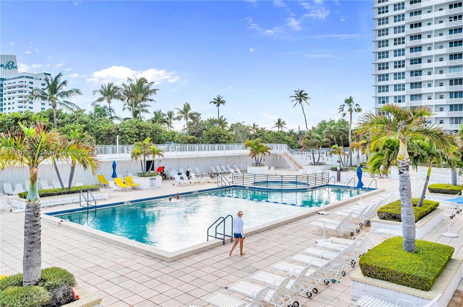 Small Image of 4747 COLLINS AVE #411, Miami Beach Number 43