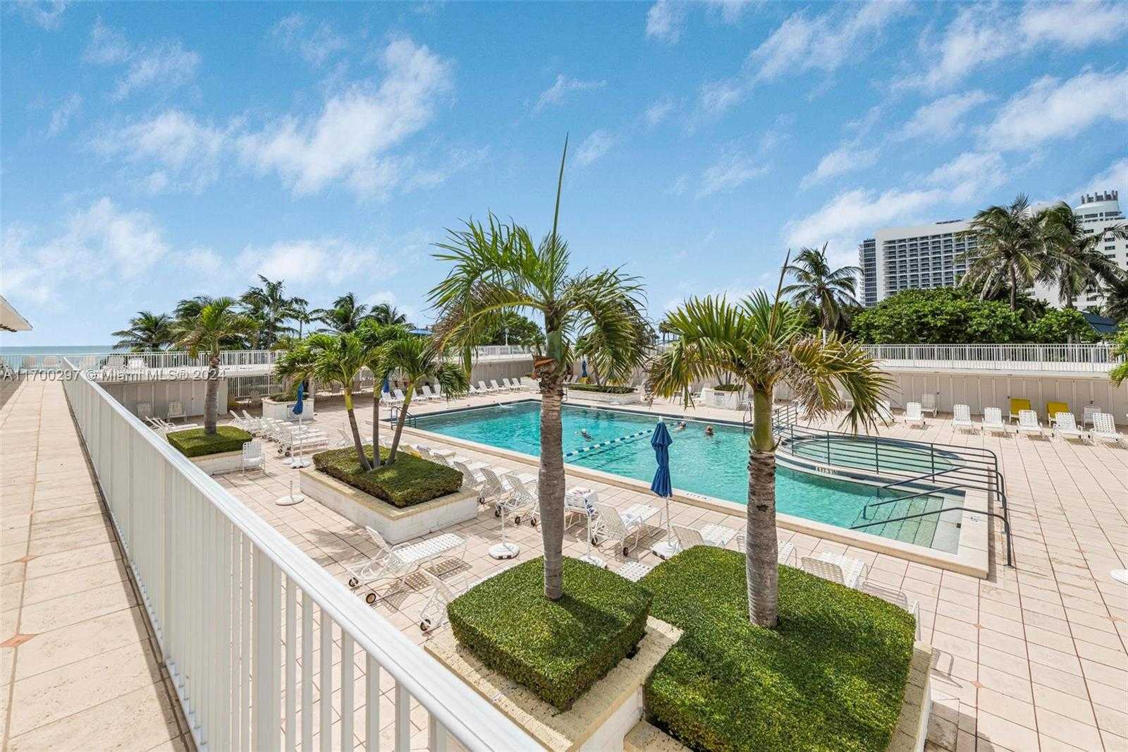 Small Image of 4747 COLLINS AVE #411, Miami Beach Number 47