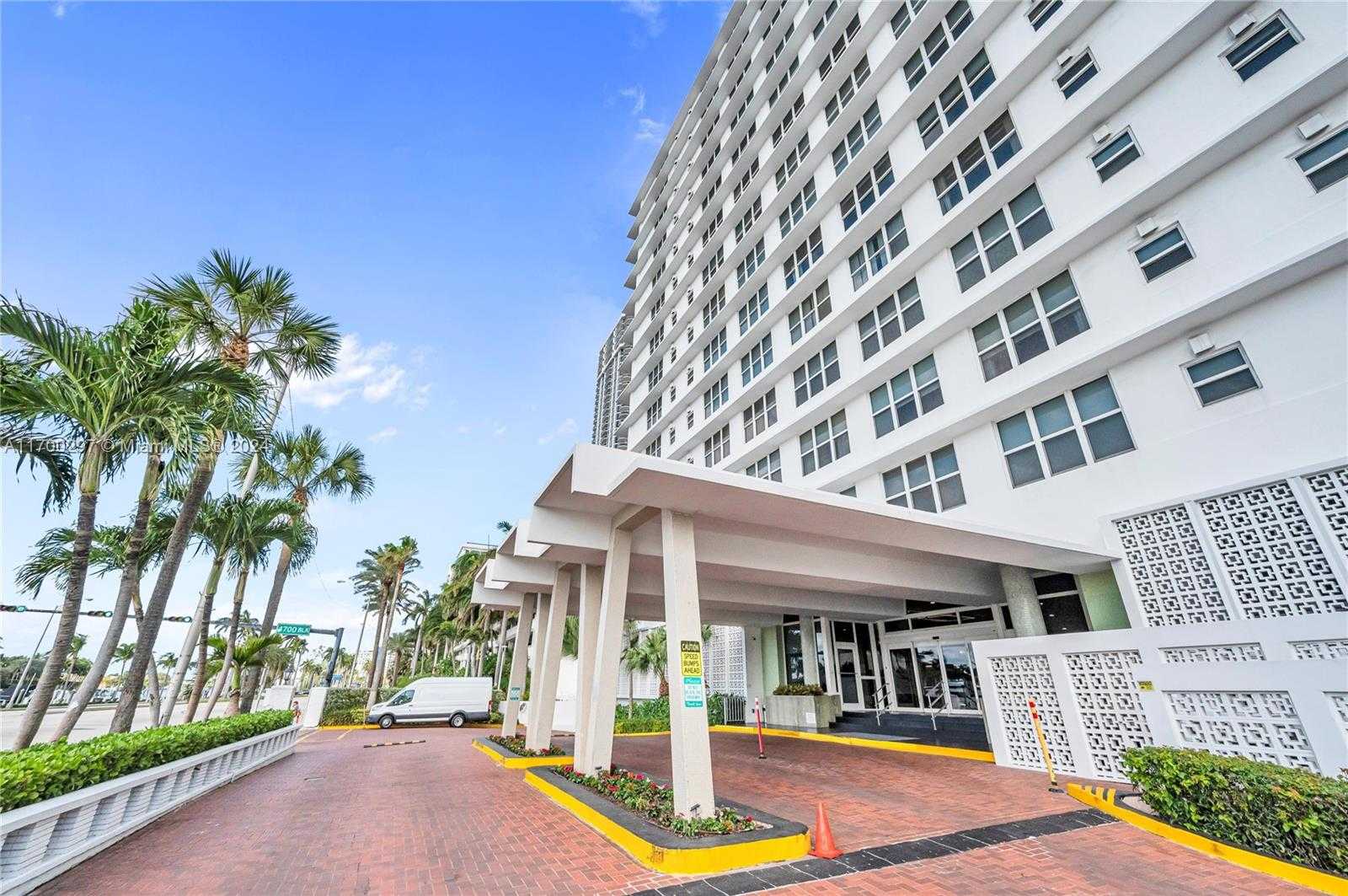 Small Image of 4747 COLLINS AVE #411, Miami Beach Number 54