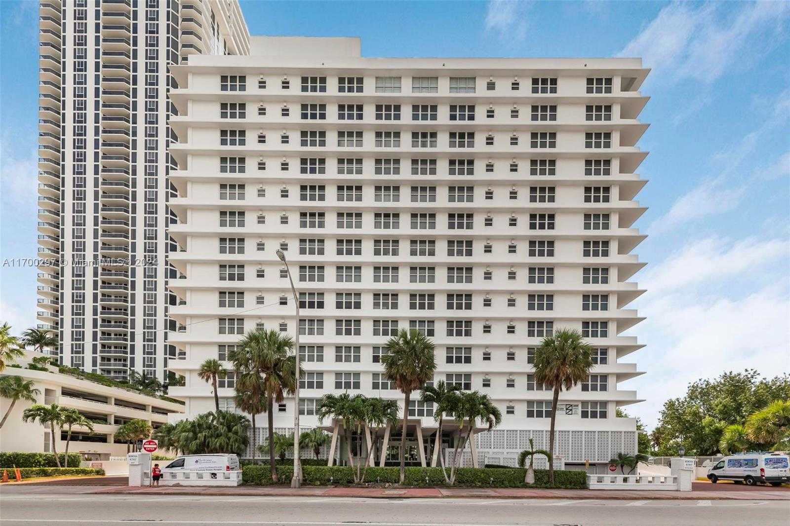 Small Image of 4747 COLLINS AVE #411, Miami Beach Number 59