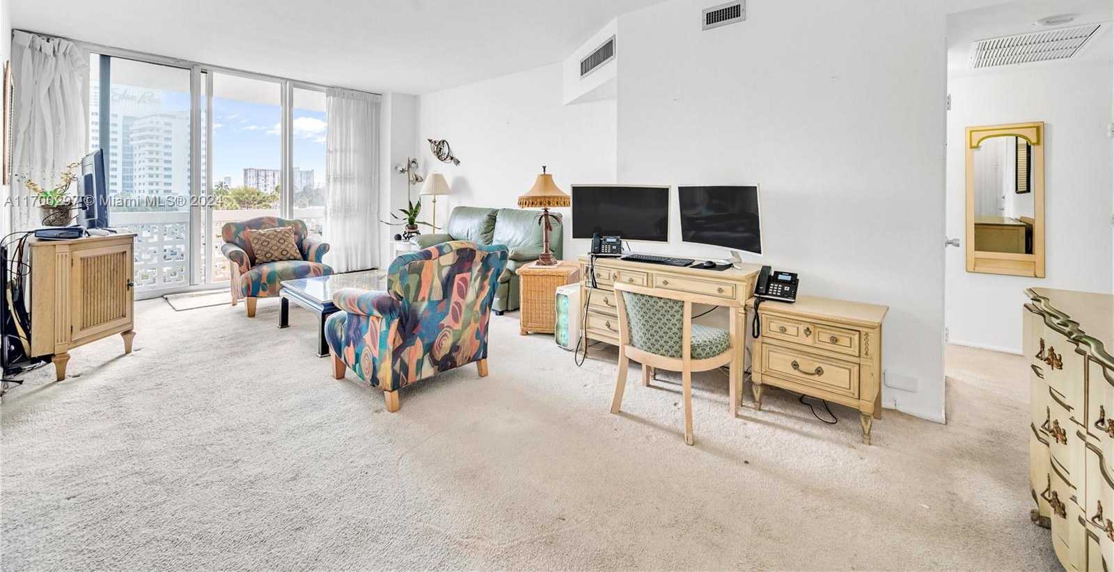 Small Image of 4747 COLLINS AVE #411, Miami Beach Number 7