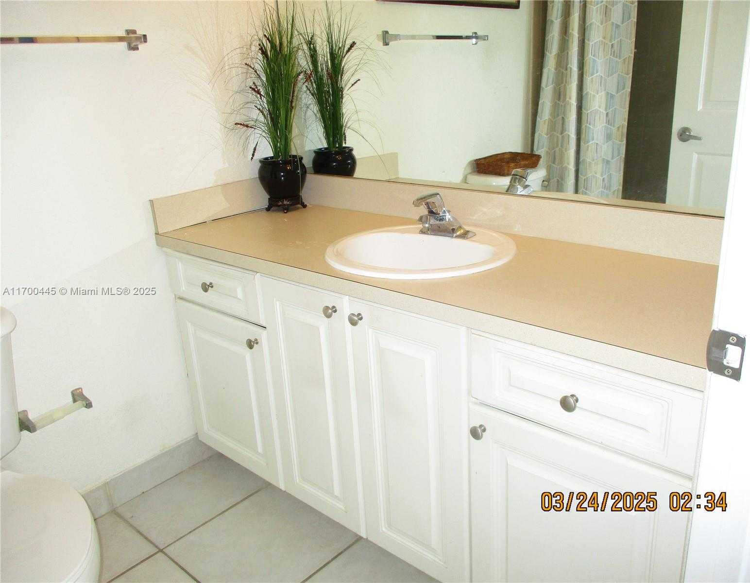 Small Image of 4802 WASHINGTON ST #2, Hollywood Number 16