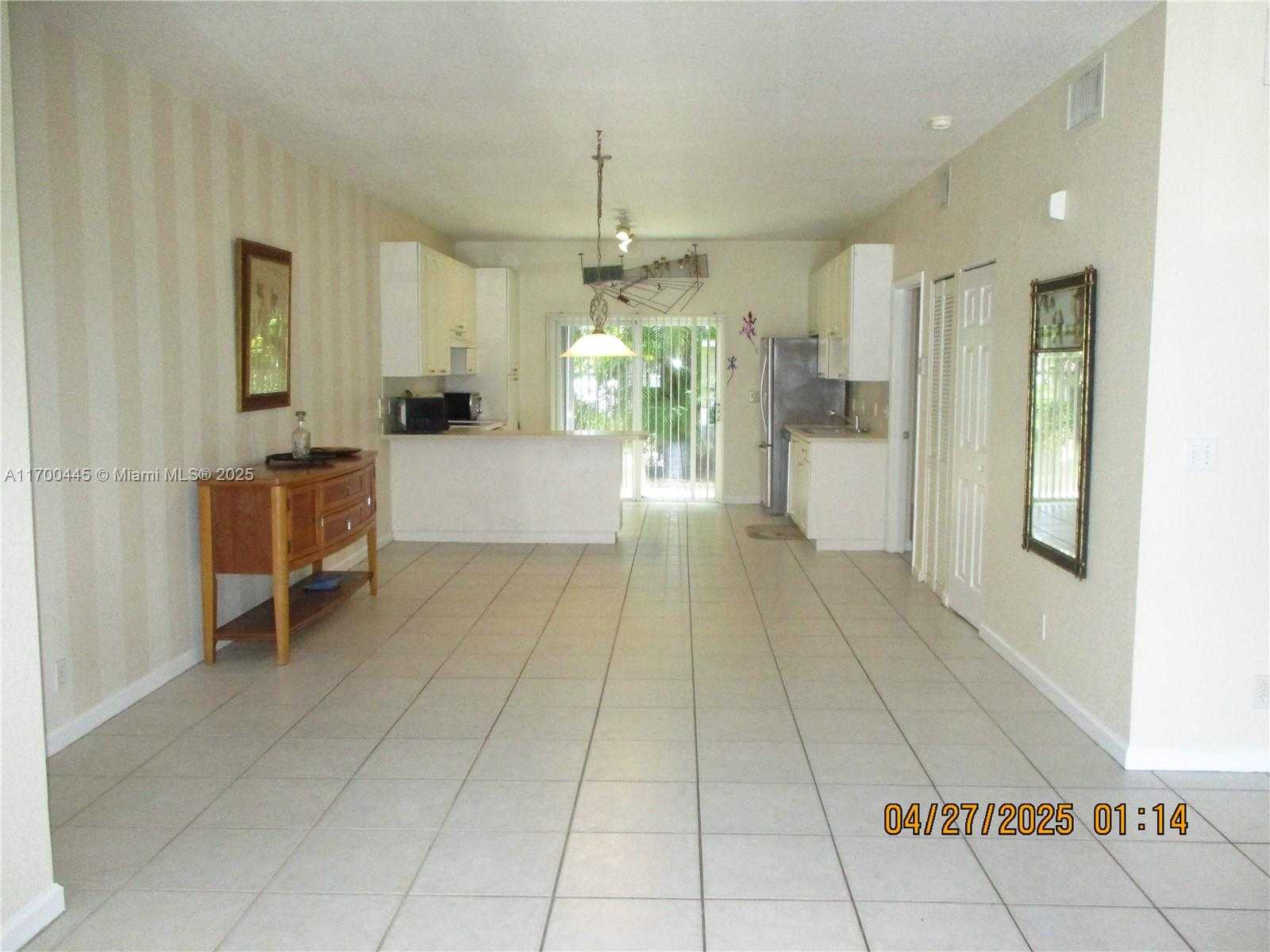 Small Image of 4802 WASHINGTON ST #2, Hollywood Number 24