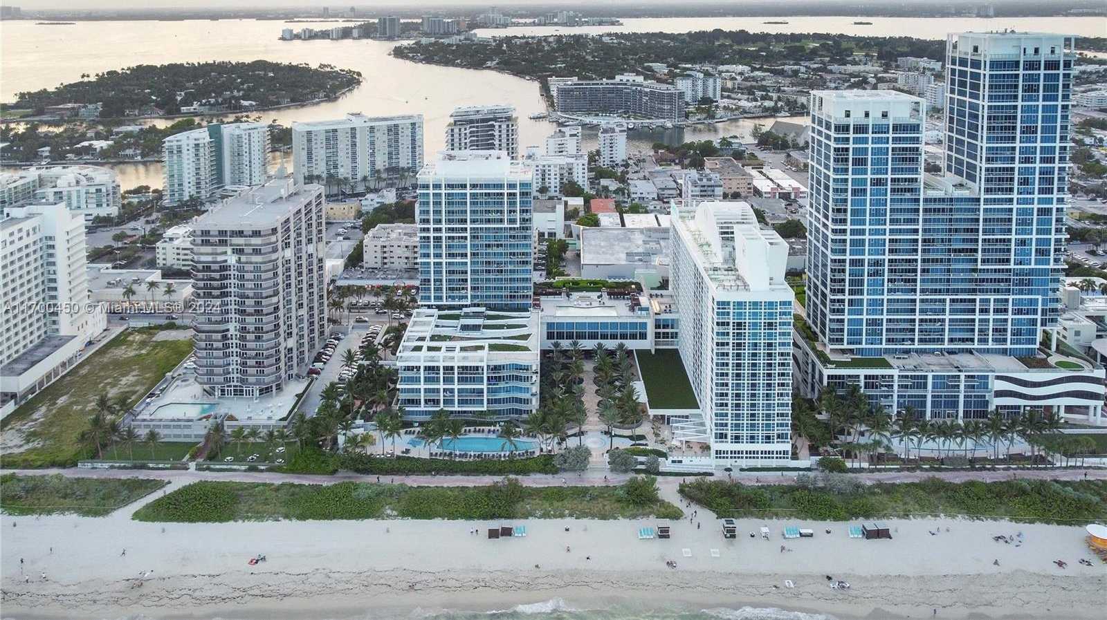 Small Image of 6801 COLLINS AVE #PH04, Miami Beach Number 12