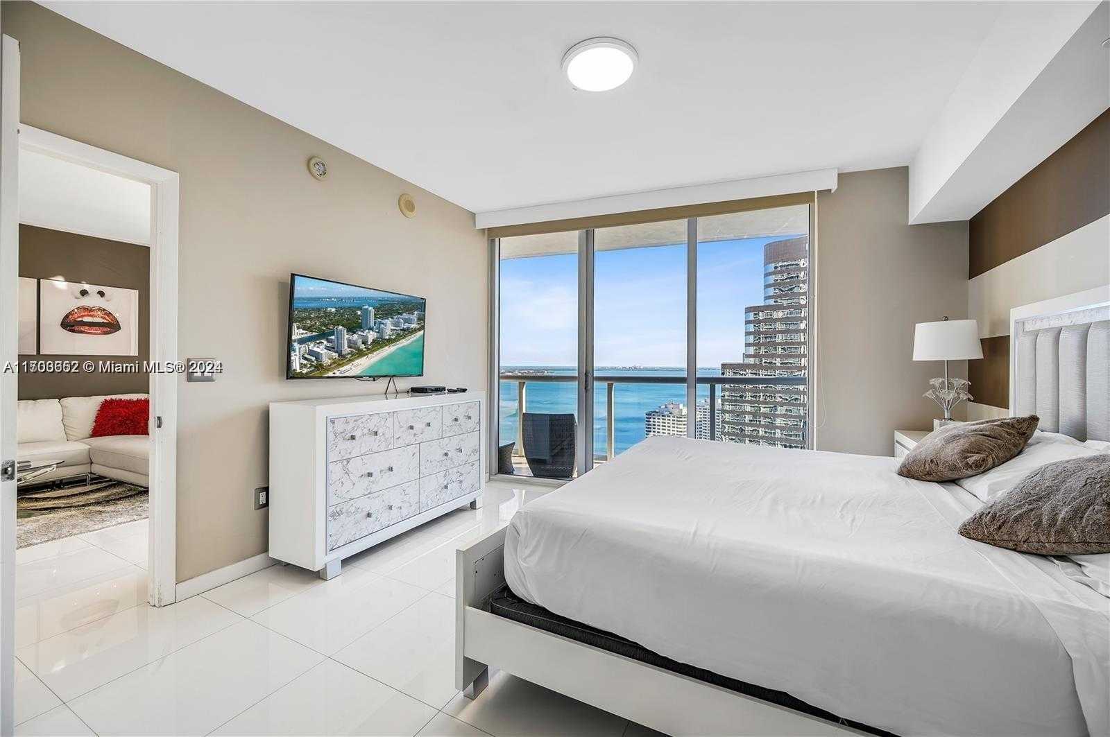 Small Image of 485 BRICKELL AVE #3109, Miami Number 10