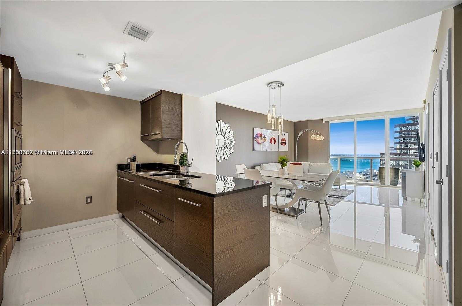 Small Image of 485 BRICKELL AVE #3109, Miami Number 8