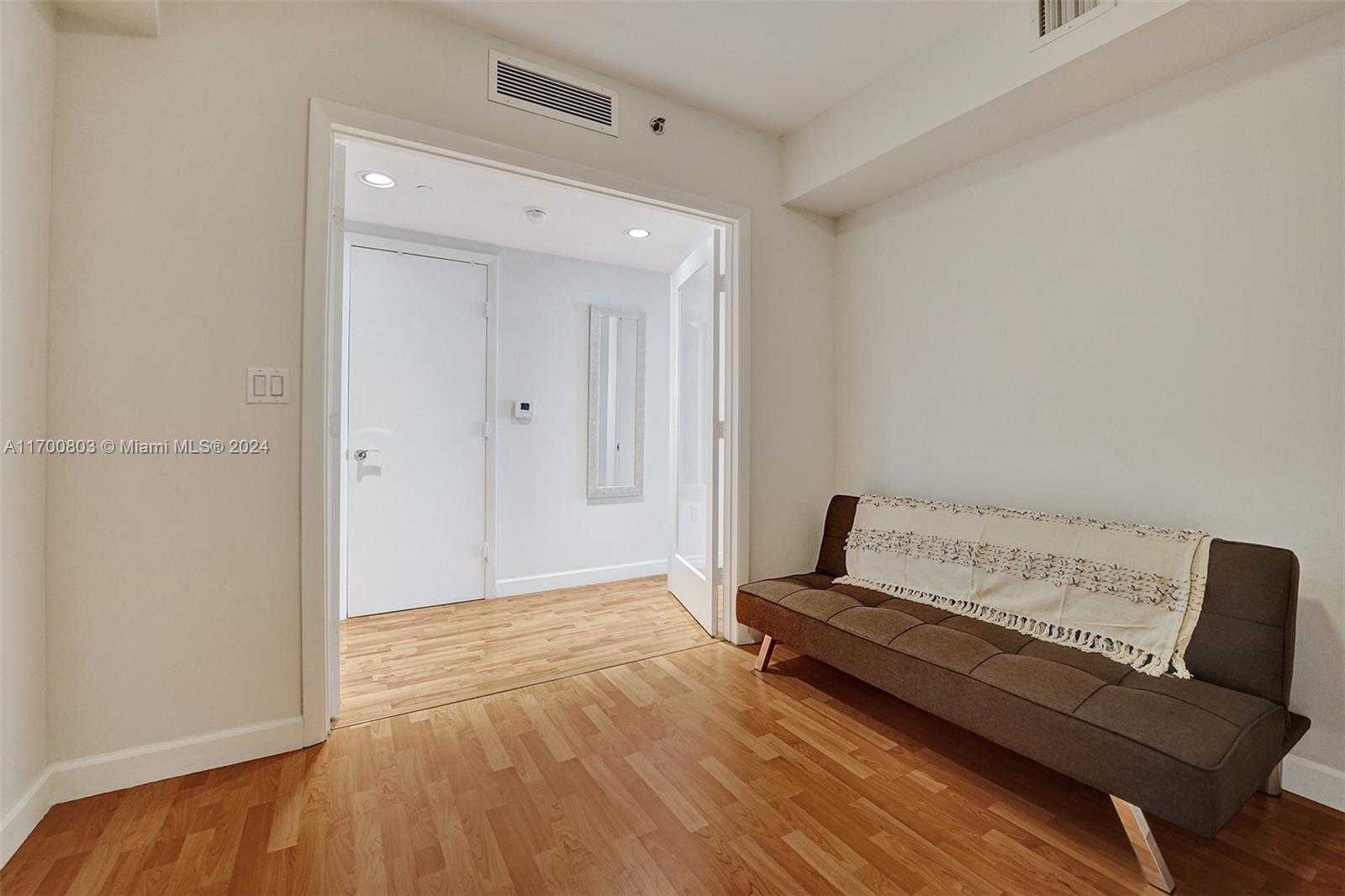 Small Image of 1850 SOUTH OCEAN DR #2709, Hallandale Beach Number 18