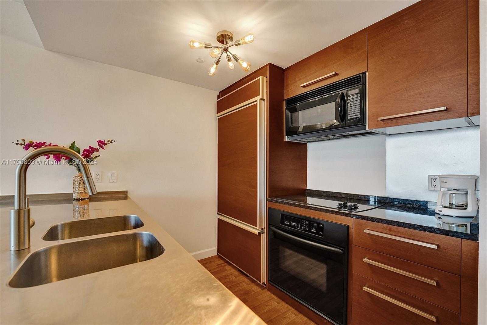 Small Image of 1850 SOUTH OCEAN DR #2709, Hallandale Beach Number 22