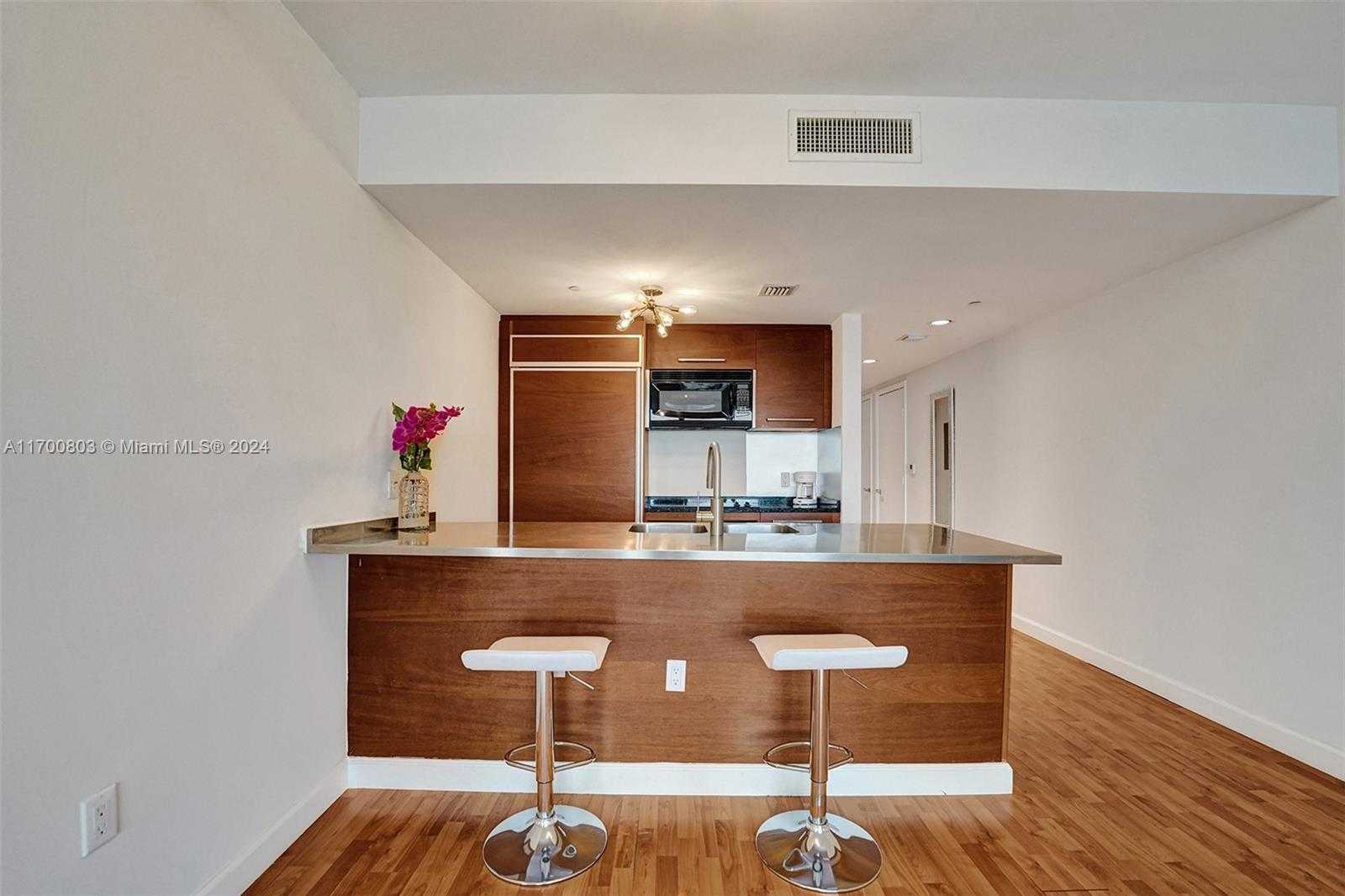 Small Image of 1850 SOUTH OCEAN DR #2709, Hallandale Beach Number 25