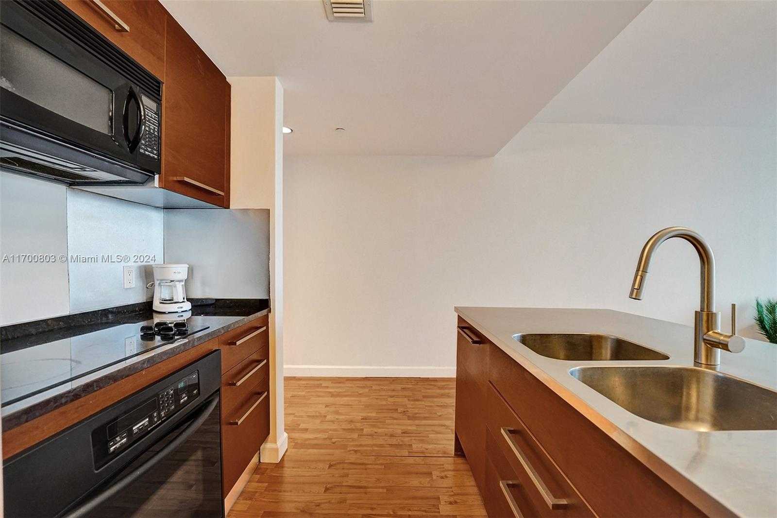 Small Image of 1850 SOUTH OCEAN DR #2709, Hallandale Beach Number 26