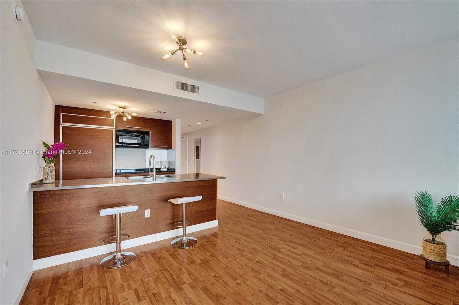 Small Image of 1850 SOUTH OCEAN DR #2709, Hallandale Beach Number 32