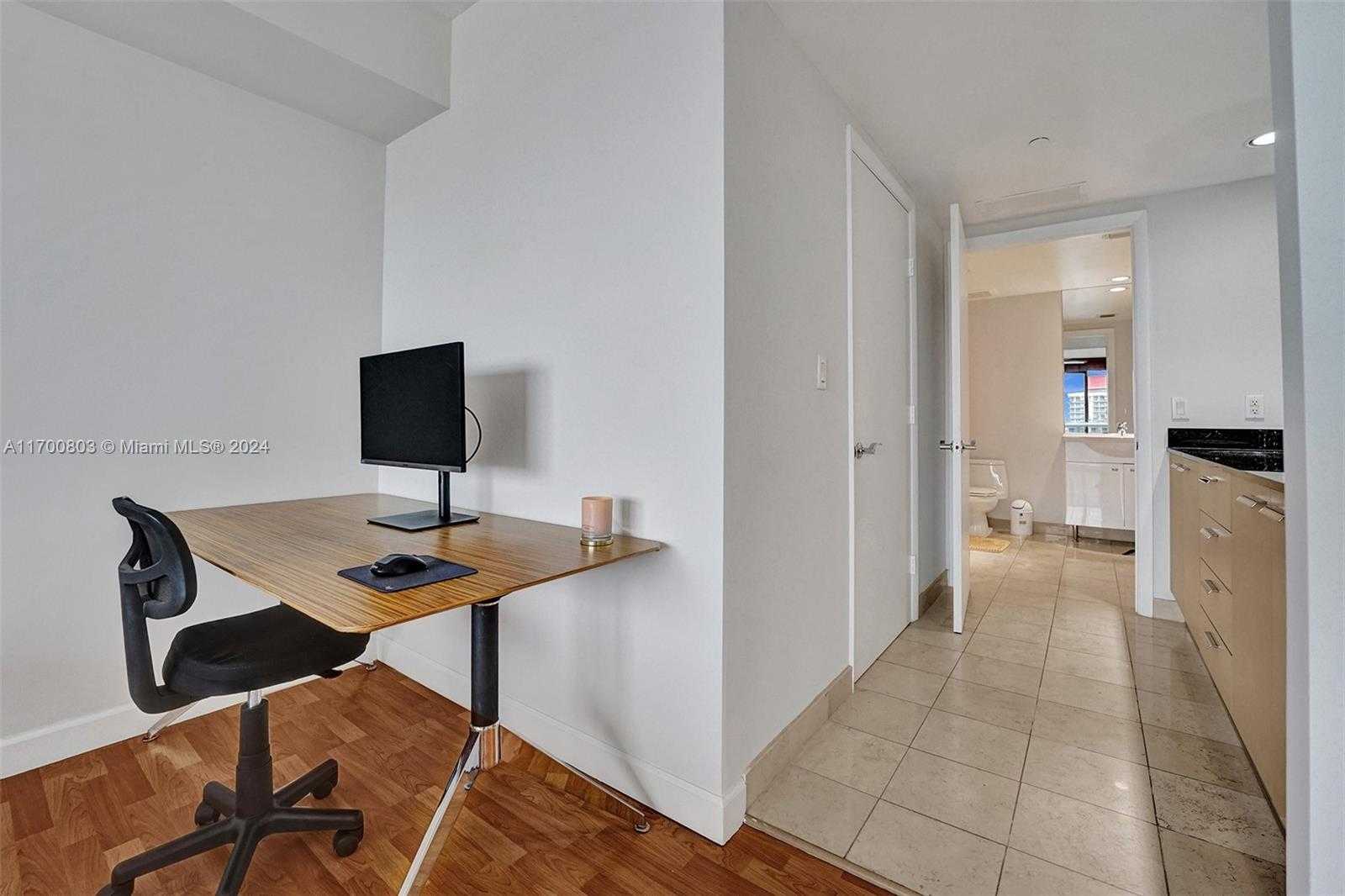 Small Image of 1850 SOUTH OCEAN DR #2709, Hallandale Beach Number 52