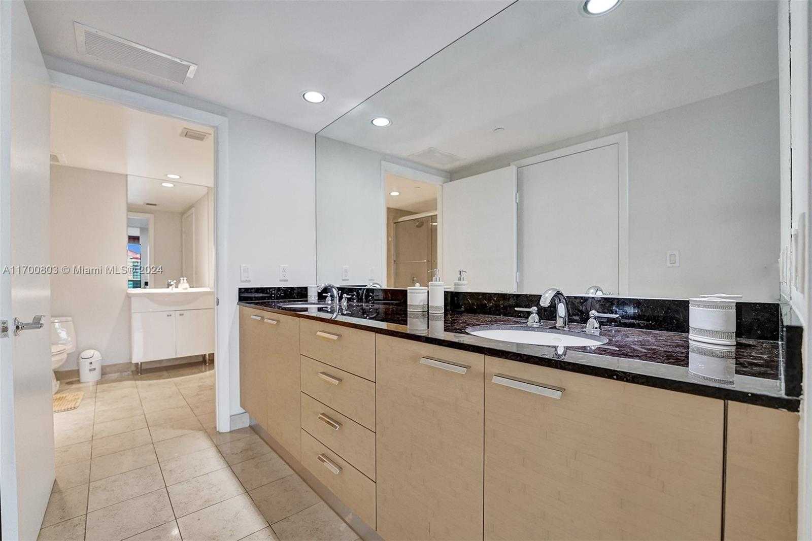 Small Image of 1850 SOUTH OCEAN DR #2709, Hallandale Beach Number 54