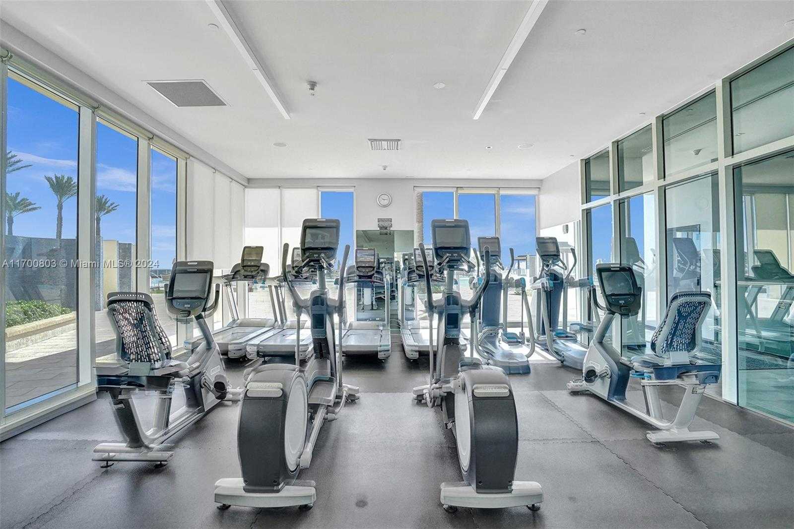 Small Image of 1850 SOUTH OCEAN DR #2709, Hallandale Beach Number 64