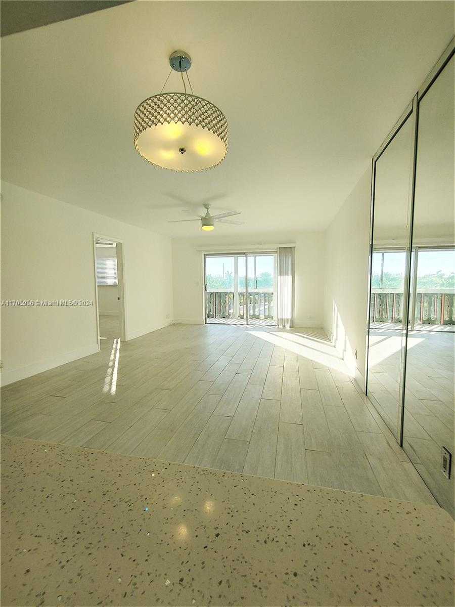Small Image of 215 SOUTH EAST 3RD AVE #307C, Hallandale Beach Number 2