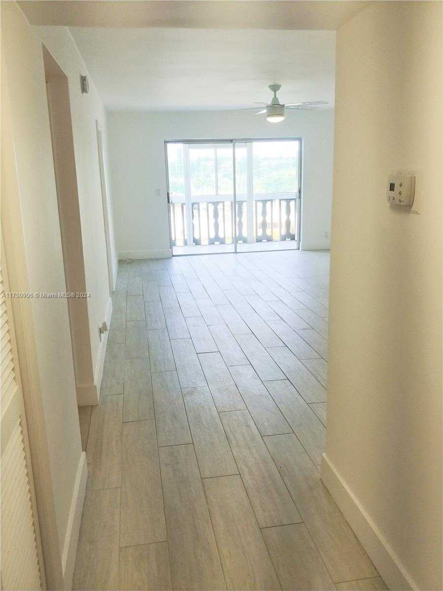 Small Image of 215 SOUTH EAST 3RD AVE #307C, Hallandale Beach Number 3
