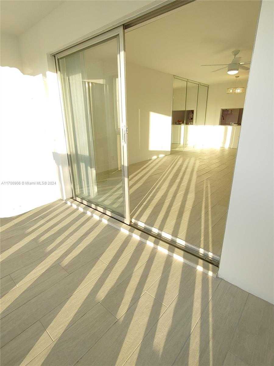 Small Image of 215 SOUTH EAST 3RD AVE #307C, Hallandale Beach Number 6