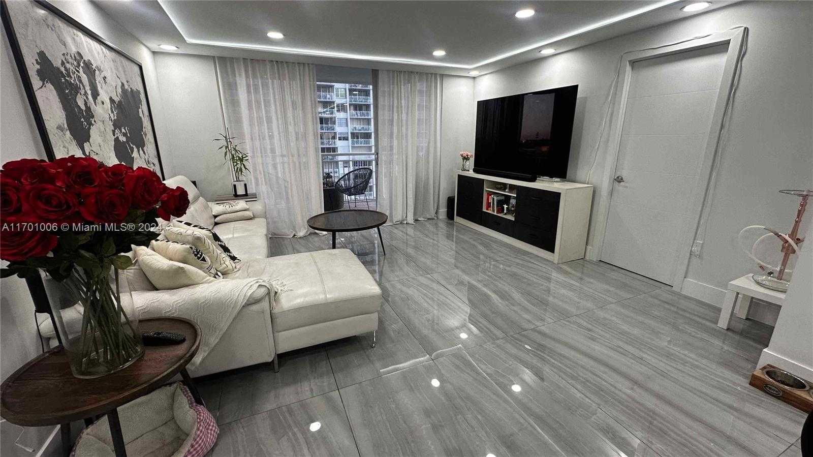 Small Image of 18041 BISCAYNE BLVD #702, Aventura Number 6