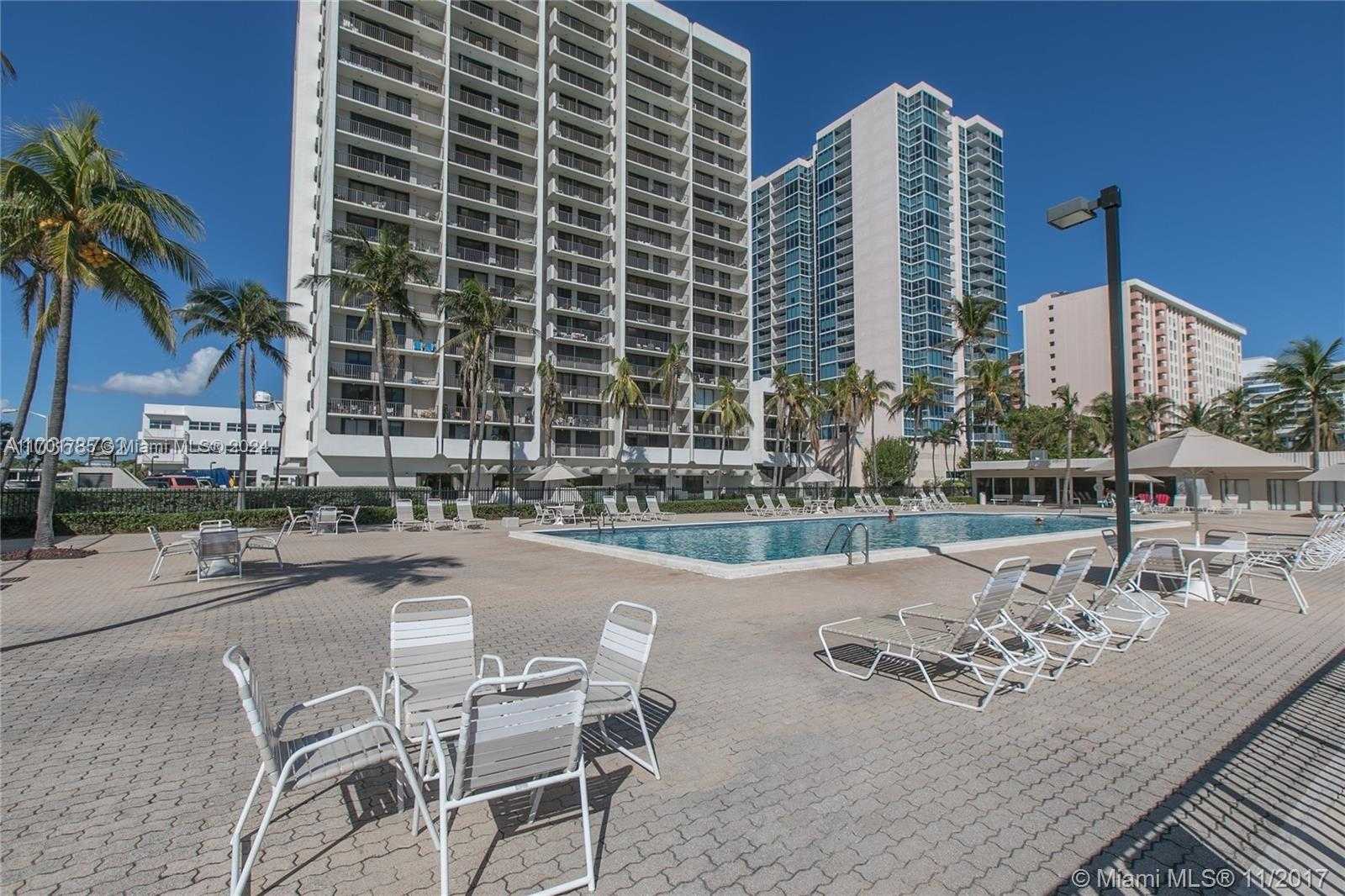 Small Image of 2625 COLLINS AVE #1710, Miami Beach Number 23