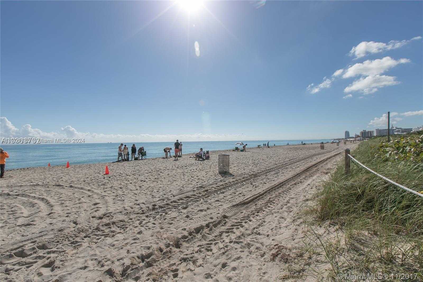 Small Image of 2625 COLLINS AVE #1710, Miami Beach Number 25