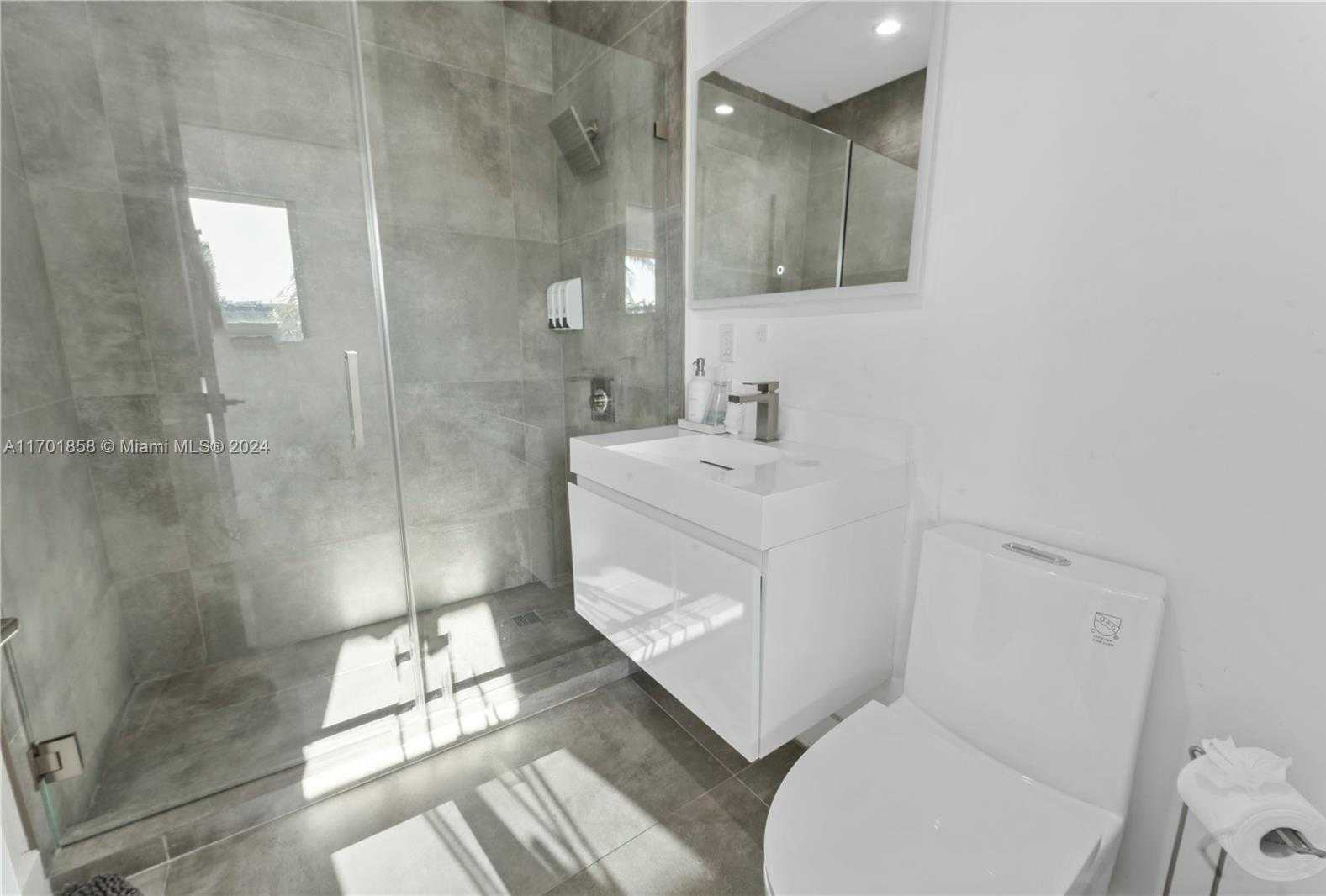 Small Image of 7525 BUCCANEER AVE, North Bay Village Number 15