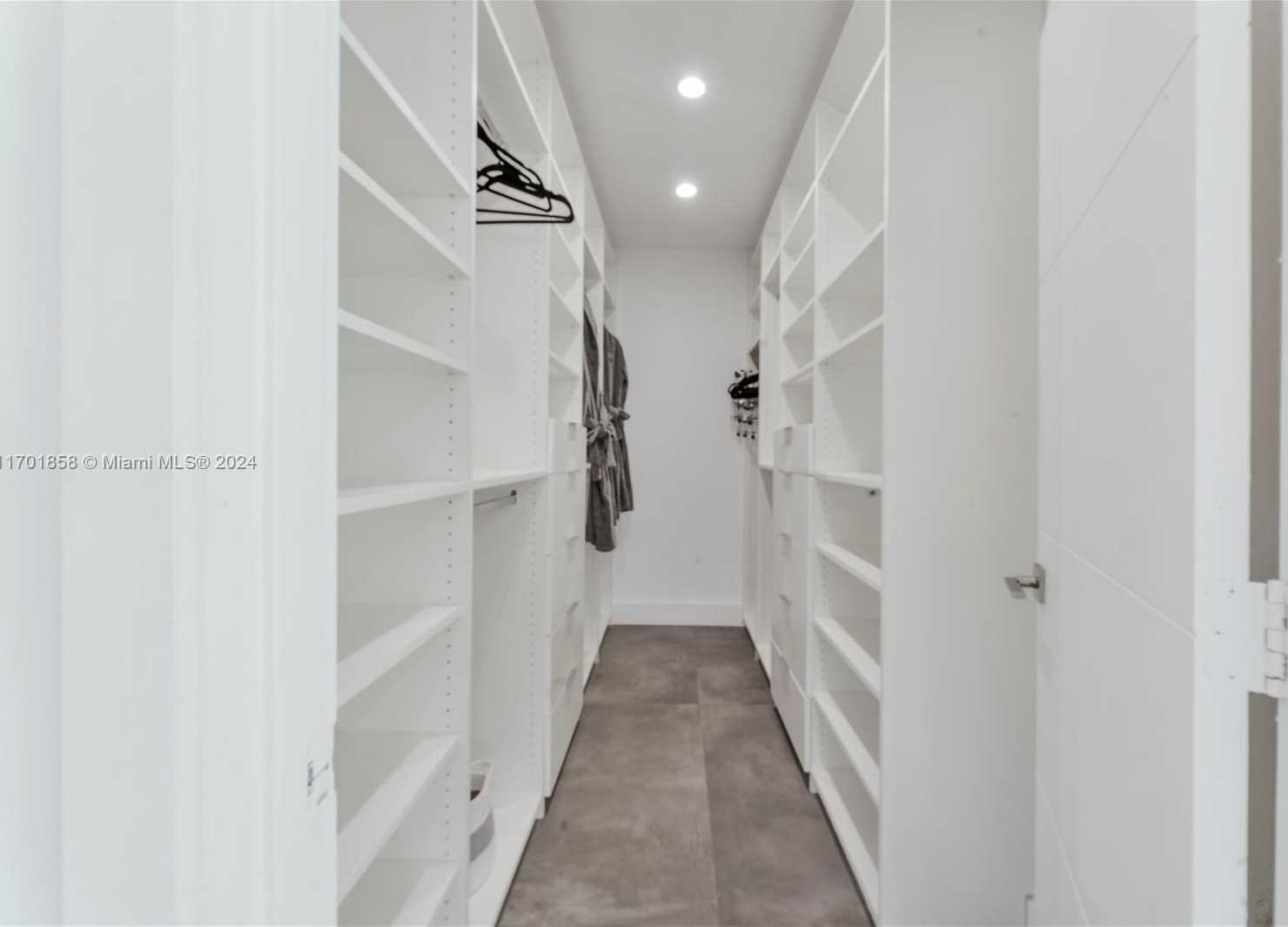 Small Image of 7525 BUCCANEER AVE, North Bay Village Number 26